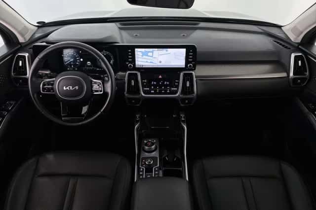 Kia Sorento (2022) thumbnail 38