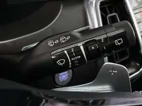 Kia Sorento (2022) thumbnail 49