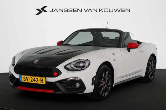 Abarth 124 Spider (2016) thumbnail 1