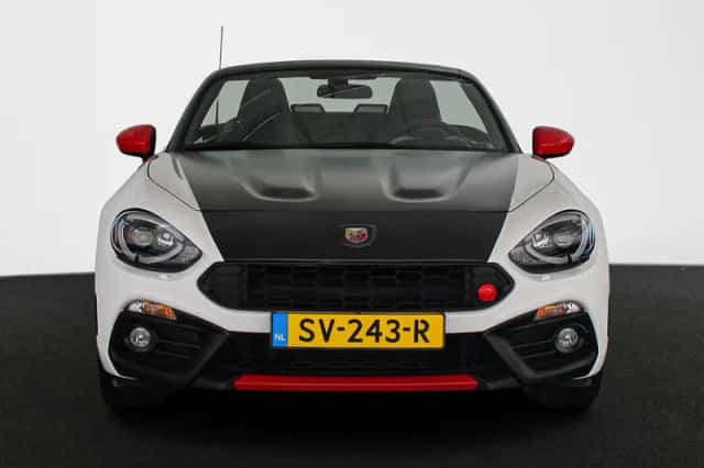 Abarth 124 Spider (2016) thumbnail 15