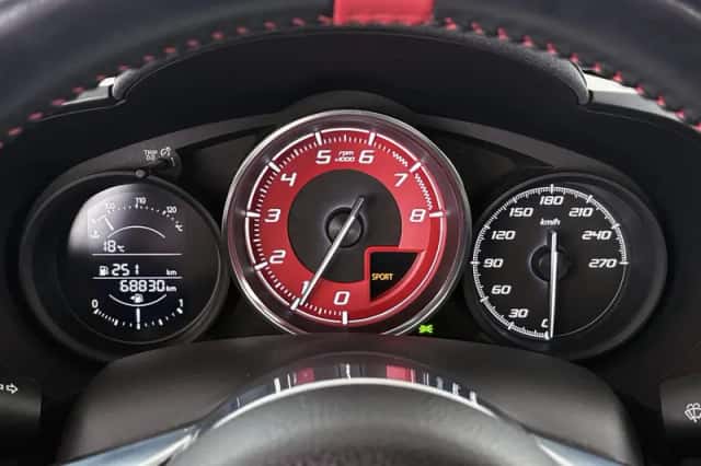 Abarth 124 Spider (2016) thumbnail 27