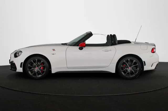 Abarth 124 Spider (2016) thumbnail 30