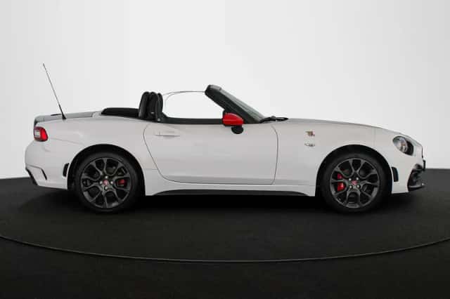 Abarth 124 Spider (2016) thumbnail 31
