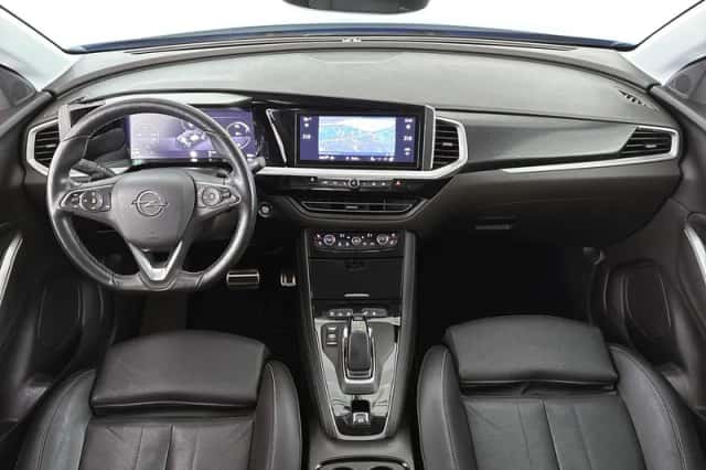 Opel Grandland (2022) thumbnail 13