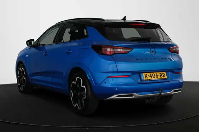 Opel Grandland (2022) thumbnail 4