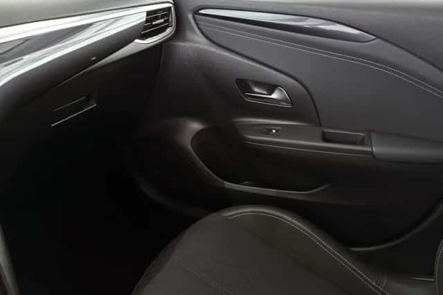 Opel Corsa (2021) thumbnail 30
