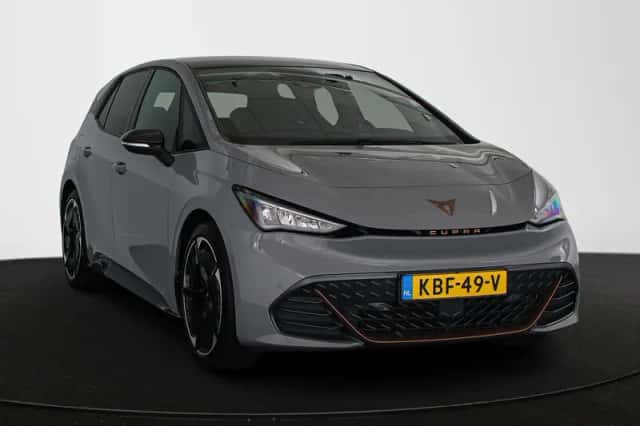 CUPRA Born (2023) thumbnail 2