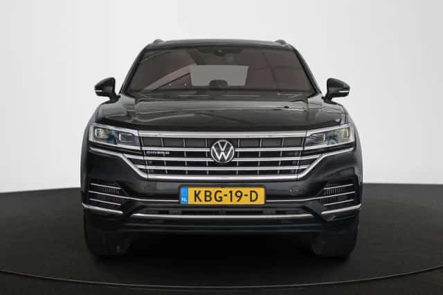 Volkswagen Touareg (2022) thumbnail 16