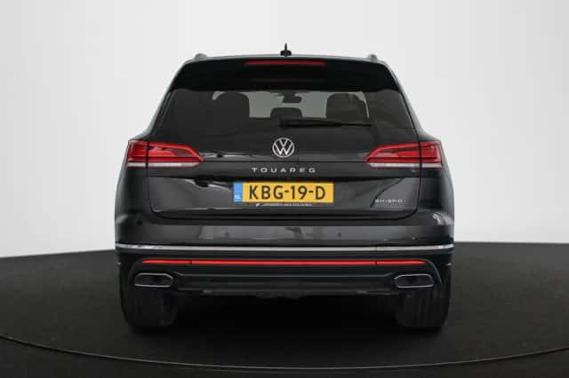Volkswagen Touareg (2022) thumbnail 17