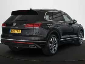 Volkswagen Touareg (2022) thumbnail 3