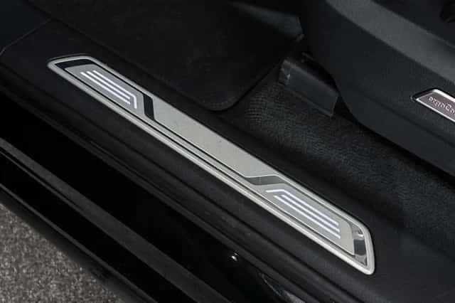 Volkswagen Touareg (2022) thumbnail 29