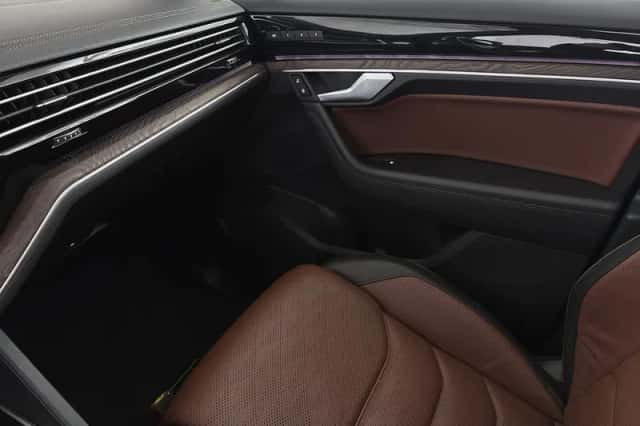 Volkswagen Touareg (2022) thumbnail 48