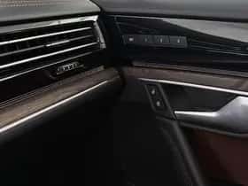 Volkswagen Touareg (2022) thumbnail 53
