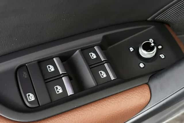 Audi Q5 (2021) thumbnail 35