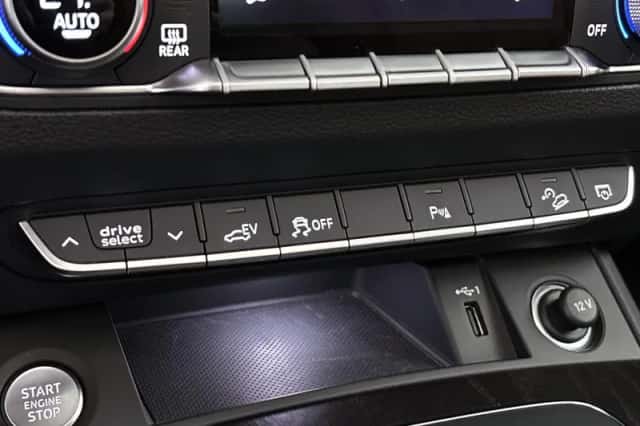 Audi Q5 (2021) thumbnail 39