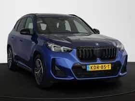 BMW X1 (2023) thumbnail 2