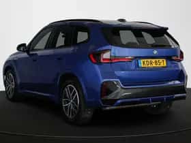BMW X1 (2023) thumbnail 4