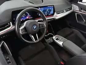 BMW X1 (2023) thumbnail 5
