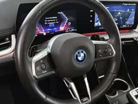 BMW X1 (2023) thumbnail 10