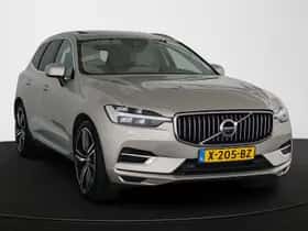 Volvo XC60 (2021) thumbnail 2