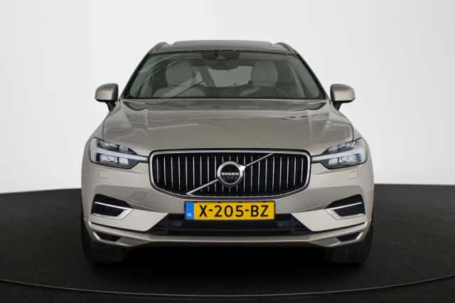 Volvo XC60 (2021) thumbnail 16