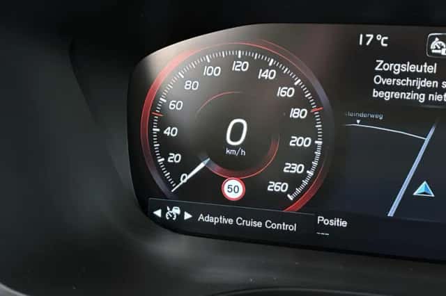 Volvo XC60 (2021) thumbnail 35