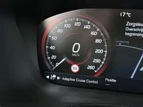 Volvo XC60 (2021) thumbnail 35
