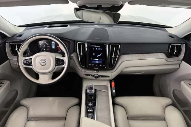 Volvo XC60 (2021) thumbnail 40