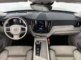 Volvo XC60 (2021) thumbnail 40