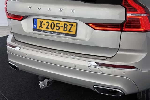 Volvo XC60 (2021) thumbnail 45