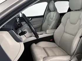 Volvo XC60 (2021) thumbnail 6