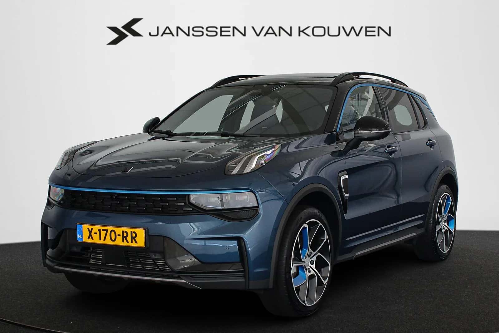 Lynk & Co 01 (2024) — foto 1