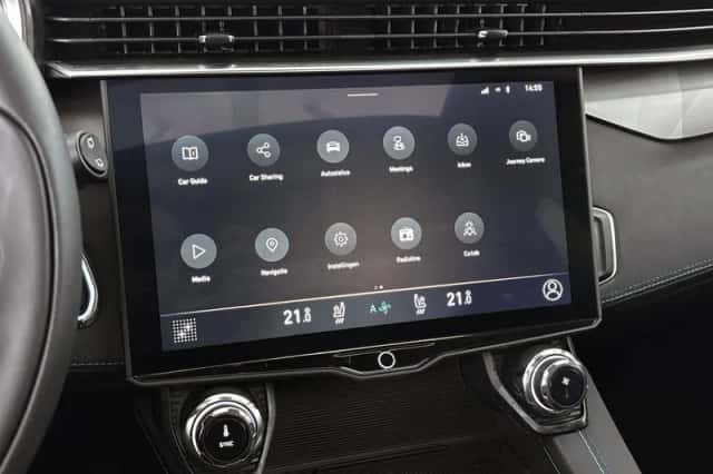 Lynk & Co 01 (2024) thumbnail 14