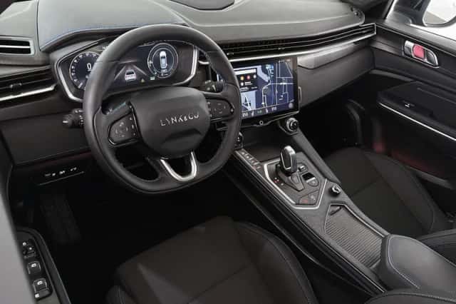 Lynk & Co 01 (2024) thumbnail 5