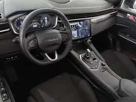 Lynk & Co 01 (2024) thumbnail 5