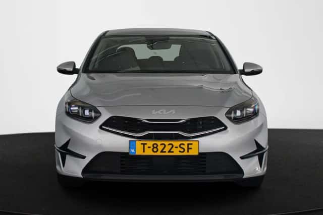 Kia Ceed (2023) thumbnail 13