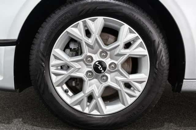 Kia Ceed (2023) thumbnail 20