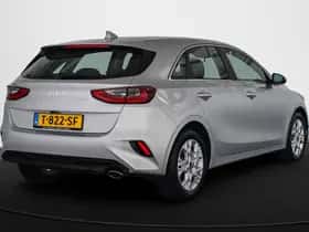 Kia Ceed (2023) thumbnail 3