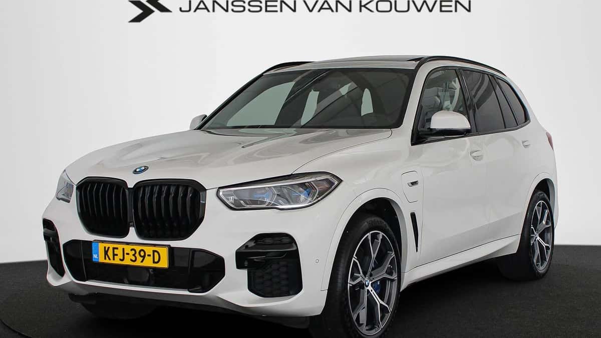 BMW X5 (2022) — foto 1