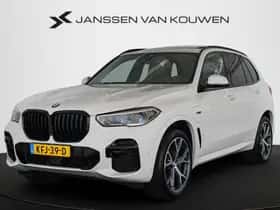 BMW X5 (2022)