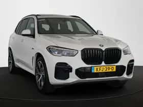 BMW X5 (2022) thumbnail 2