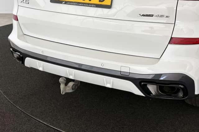 BMW X5 (2022) thumbnail 11