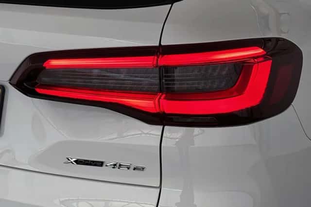 BMW X5 (2022) thumbnail 24