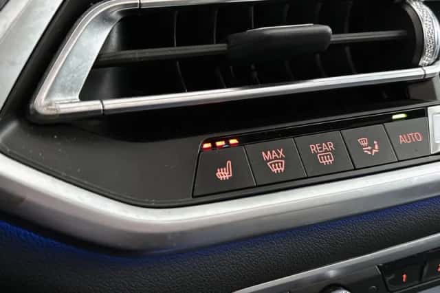 BMW X5 (2022) thumbnail 26