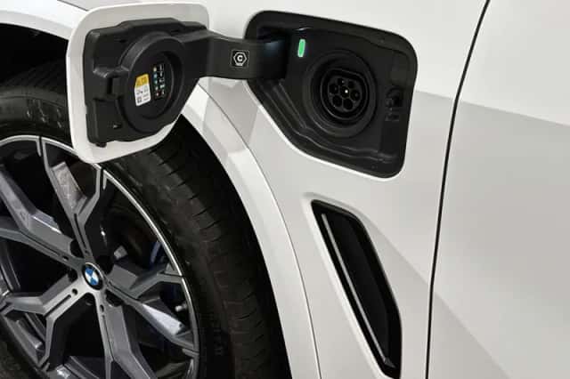 BMW X5 (2022) thumbnail 35