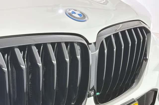 BMW X5 (2022) thumbnail 40