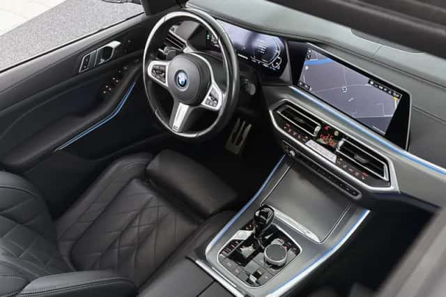 BMW X5 (2022) thumbnail 42