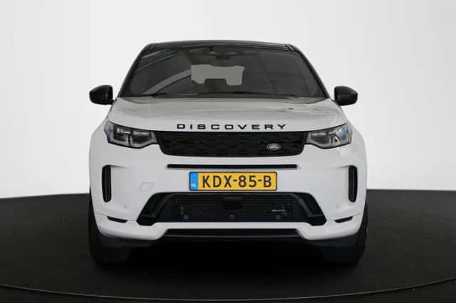 Land Rover Discovery Sport (2023) thumbnail 15