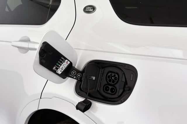 Land Rover Discovery Sport (2023) thumbnail 33