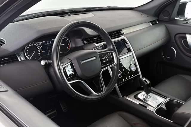 Land Rover Discovery Sport (2023) thumbnail 5